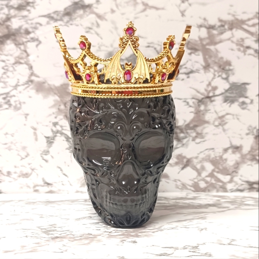 NWT Bath & Body Works Skull Crown Light Up Wallflower Plug-In For scents